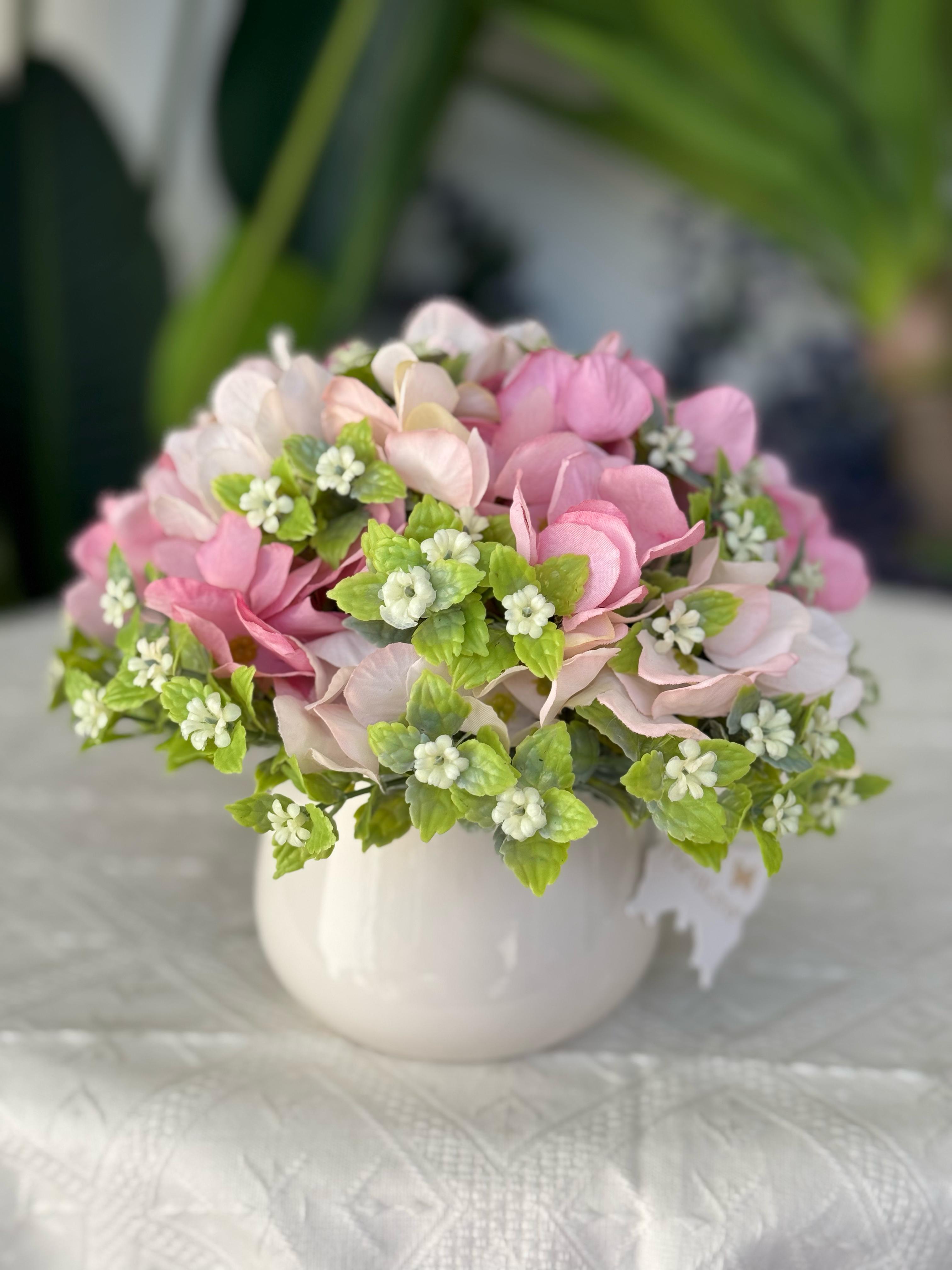 Vasetto in ceramica c/composizione di fiori - vari colori - H.15 cm - Fiori di Lena
